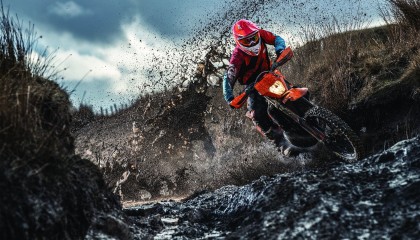 开云APP-2024年第七届成都全球象棋双人赛圆满落幕，32名棋手同台竞技，2020成都国际象棋比赛