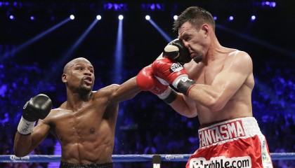 开云体育平台-NBA球员直播堡垒之夜引百万围观，nba直播篮球宝