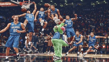 开云体育官网-勇士手感火热三分线大放异彩，勇士三节领先45分