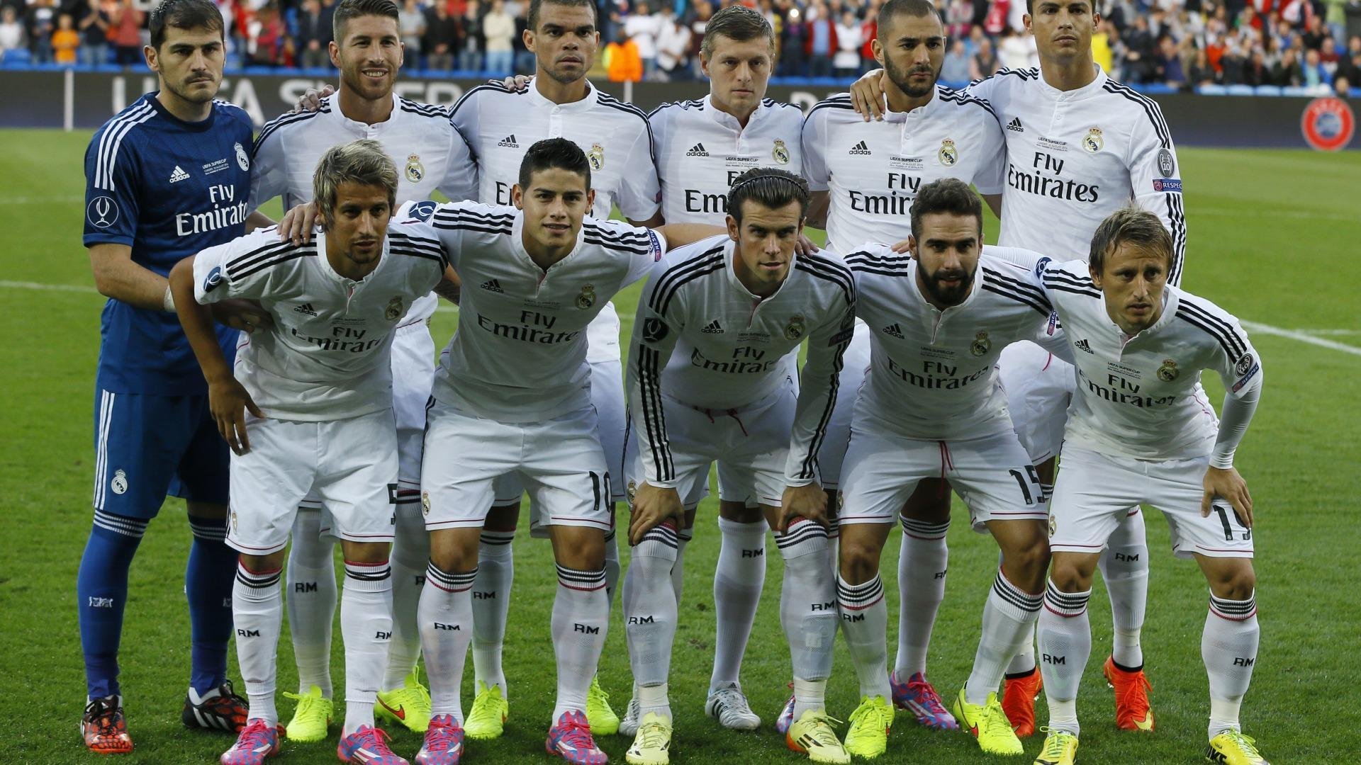 里昂客场遭遇失利,欧冠前景堪忧,欧联里昂