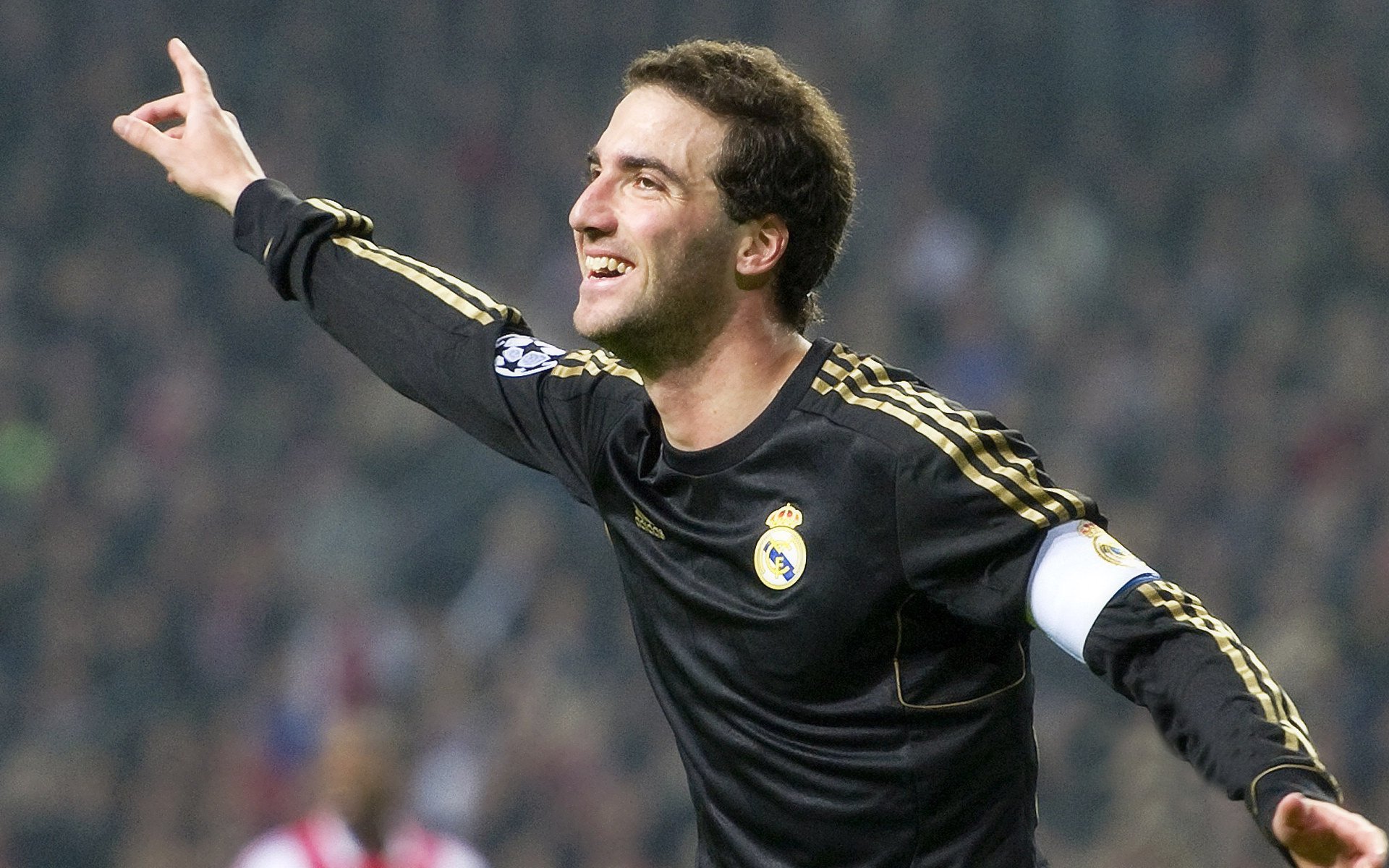 LCS吸引海外选手加盟，lcs赛区是哪个国家的