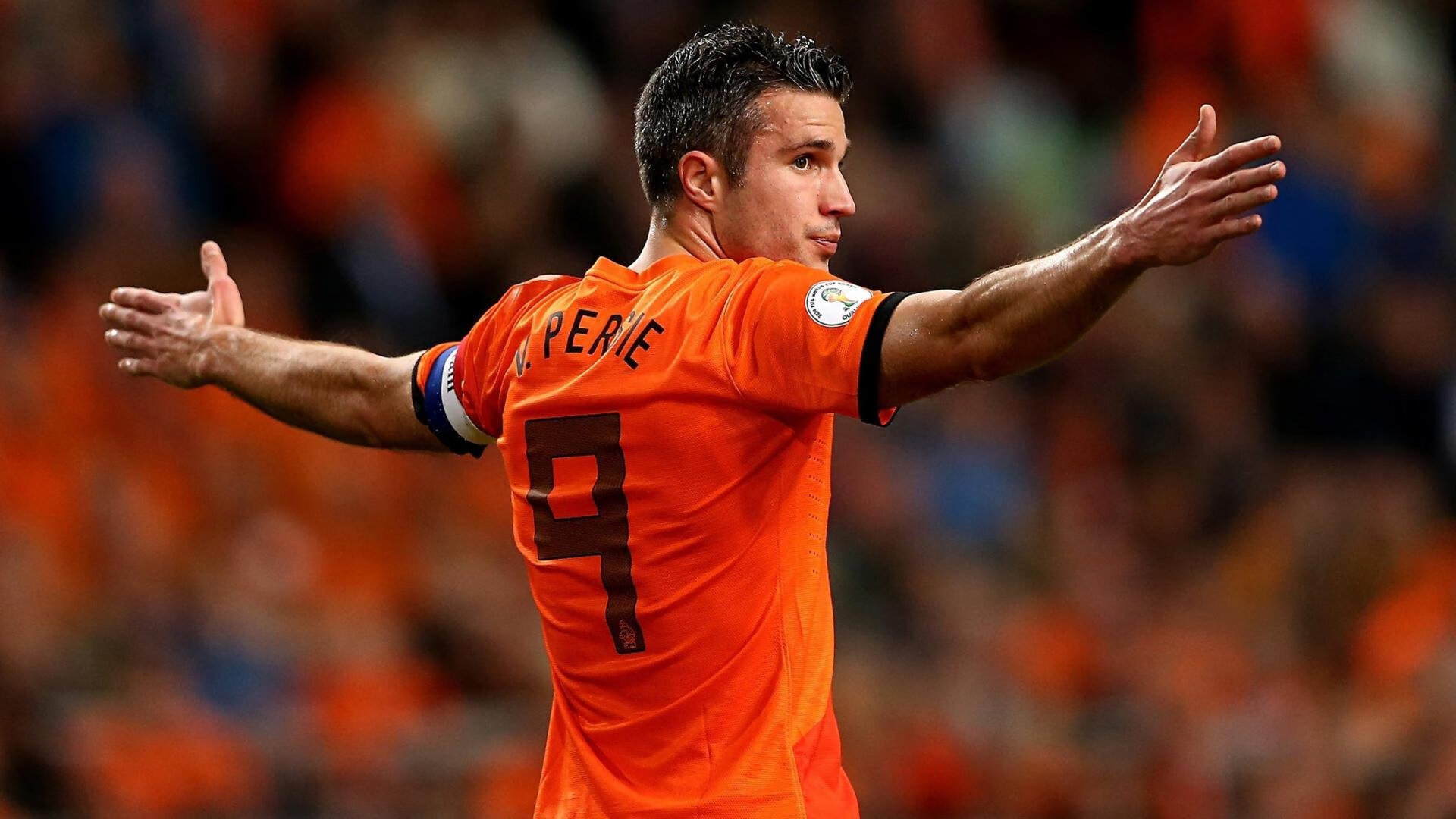 比利时骑手弗洛尔·德·温内在2024年欧洲三项赛锦标赛中获得个人铜牌,表现出色。